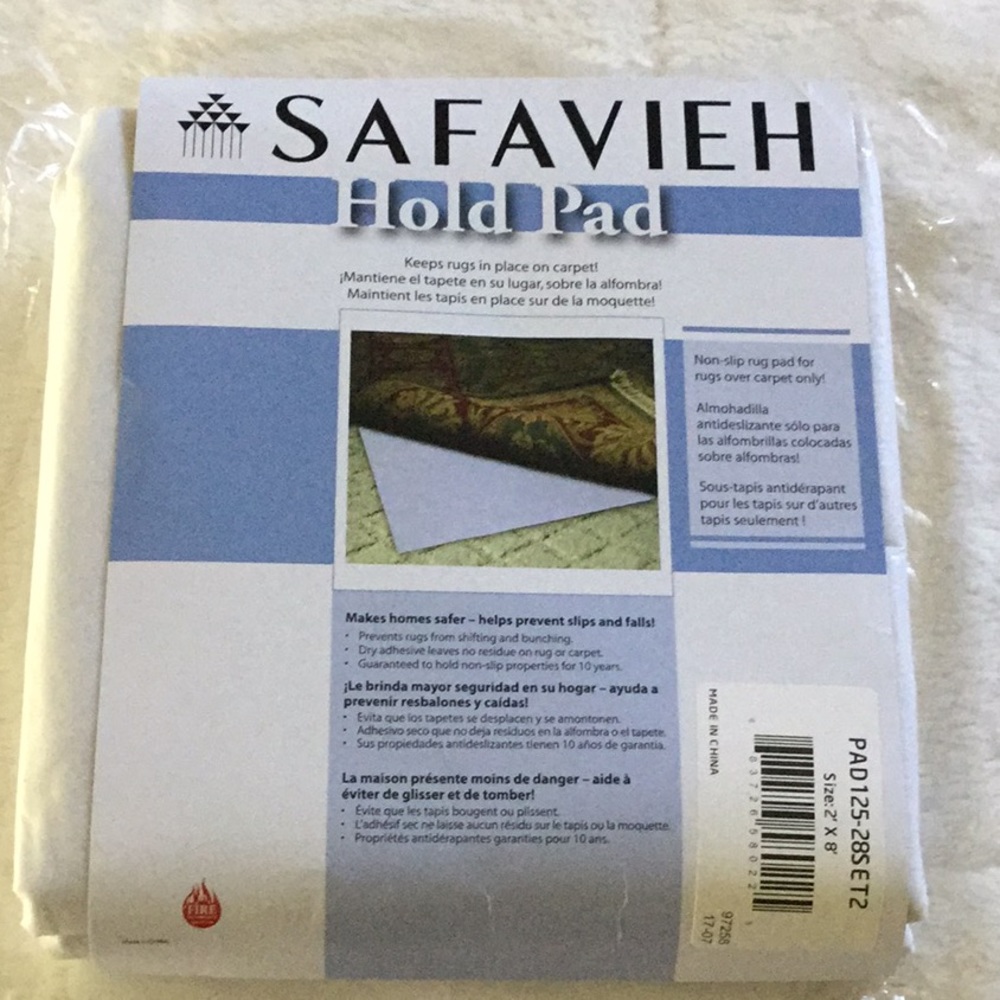 Safavieh Rug Hold Pad - Picture 2 of 3